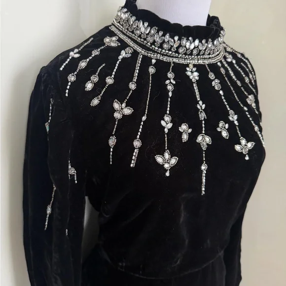 NWT Hope & Ivy Embellished High Neck Zadie Velvet Mini Dress sz 12